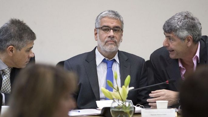 El gobierno y los laboratorios acordaron congelar el precio de los medicamentos