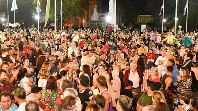 El multitudinario festejo fue la antesala estelar de lo que vendrá