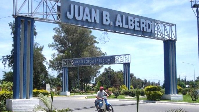 Degolló a su esposa y huyó