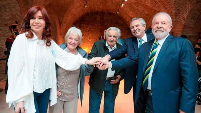 Mercosur vive en la democracia
