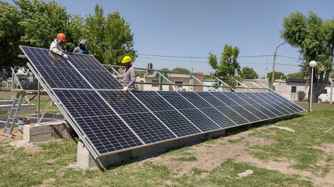 Inauguran el parque de energía solar