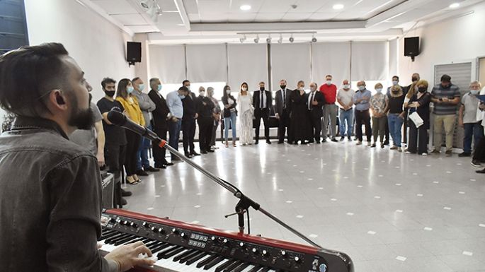 Veinte años después, todavía cantamos