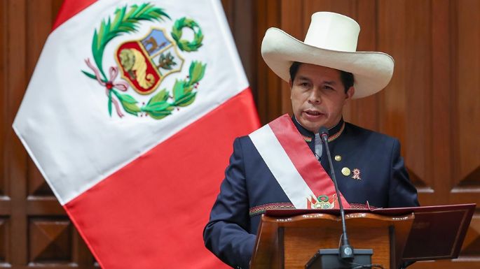 Más problemas para Castillo