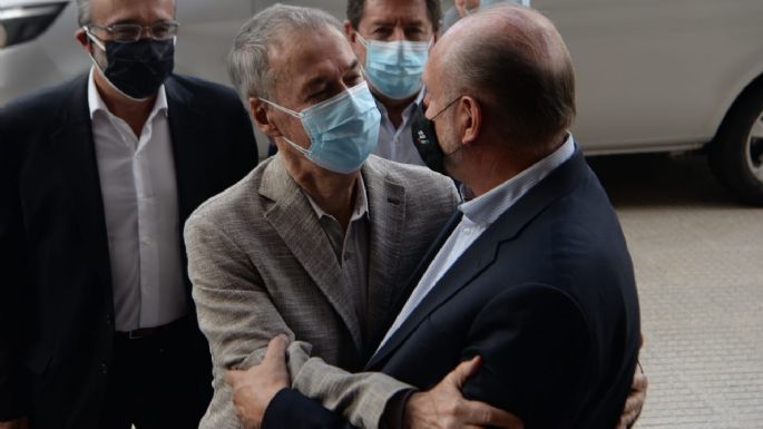Schiaretti y Perotti firmaron el acuerdo para la obra del acueducto