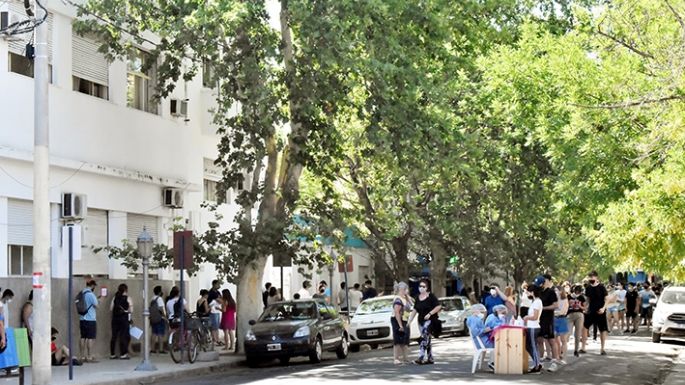Exigen el pasaporte sanitario para diversas actividades en la ciudad