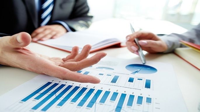 Los estudiantes universitarios aumentan un 7% sus salarios al graduarse