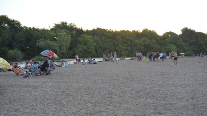Los villamarienses coparon la costanera