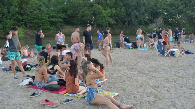 Los villamarienses coparon la costanera