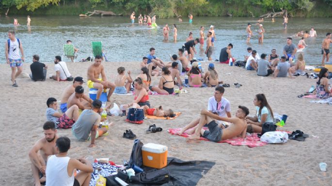 Los villamarienses coparon la costanera