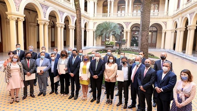 Solamente CABA no estampó la firma