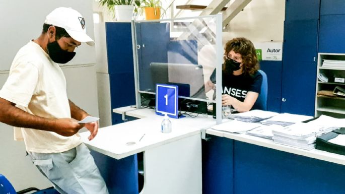 Inscriben a trabajadores areneros al Monotributo Social