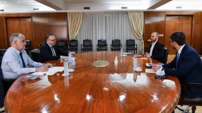 Economía: la discusión con el FMI y el acuerdo de precios en la misma carpeta