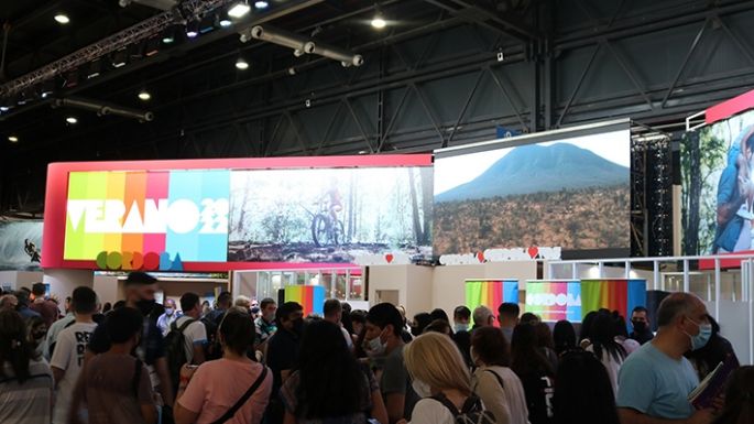 Una multitud en el stand cordobés