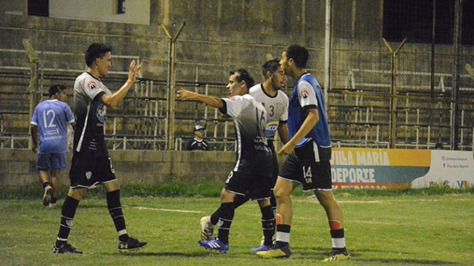 Un Albo con piel de Cordero
