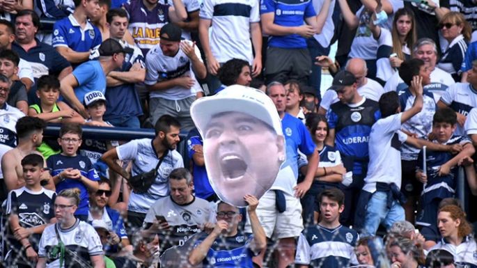 Se llenaron de goles en un clásico platense de antología
