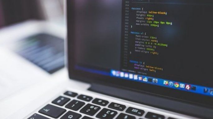 Lanzan una capacitación en Programación