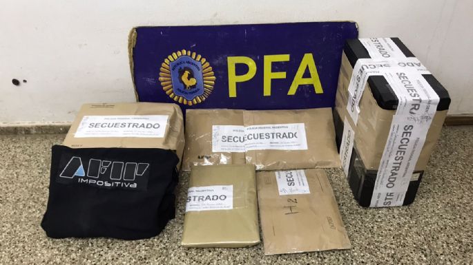 Una decena de allanamientos en busca de una banda que hace “facturas truchas”