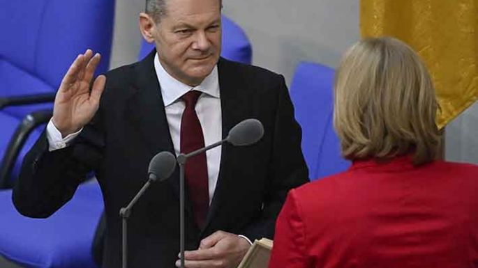 Asumió Olaf Scholz