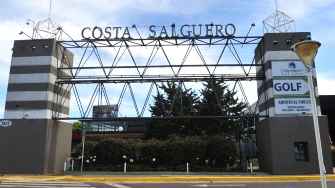 La familia de Maradona propuso crear un mausoleo, un museo y un parque en honor al ídolo