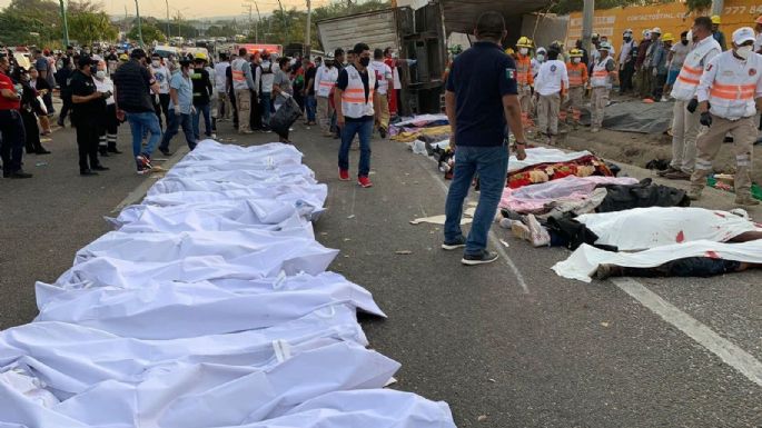 Casi medio centenar de migrantes muertos en un accidente vial en México
