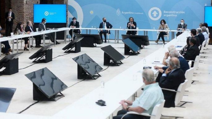 Ratifican que las paritarias se negociarán "sin techo"