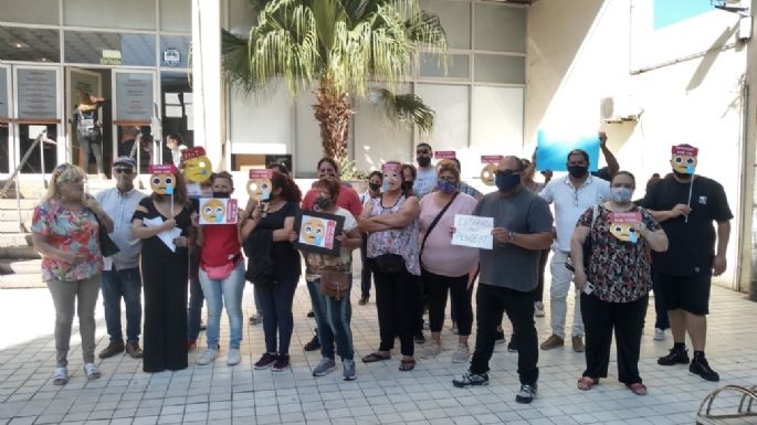 Damnificados de planes de auto ahorro se manifiestan frente a Tribunales