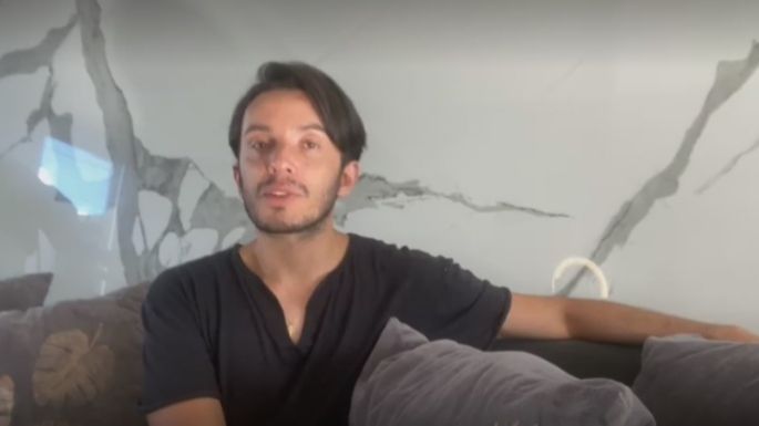Renaudo comunicó que están buscando una nueva persona para concretar la "gestación subrogada"