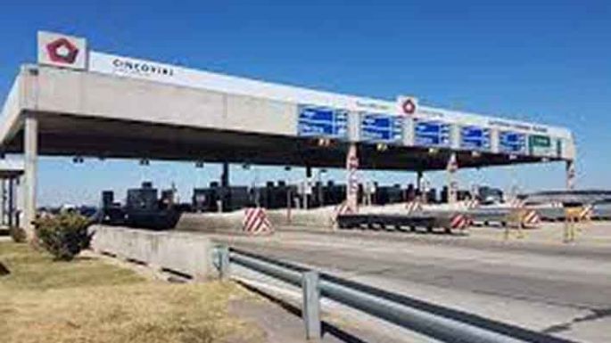 Pasaron más de 2.000 vehículos por hora en el primer día de feriado