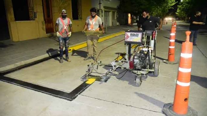 Realizan mejoras en las dársenas  de paradas de colectivos urbanos