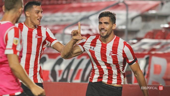 Estudiantes dio vuelta el resultado en la última jugada y derrotó a River