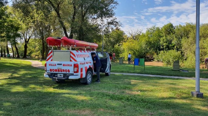[AHORA] Rescataron a una persona con discapacidad que cayó al río