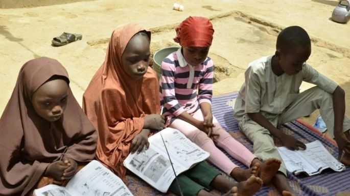 Nigeria: grupo armado secuestra a una treintena de estudiantes de un colegio