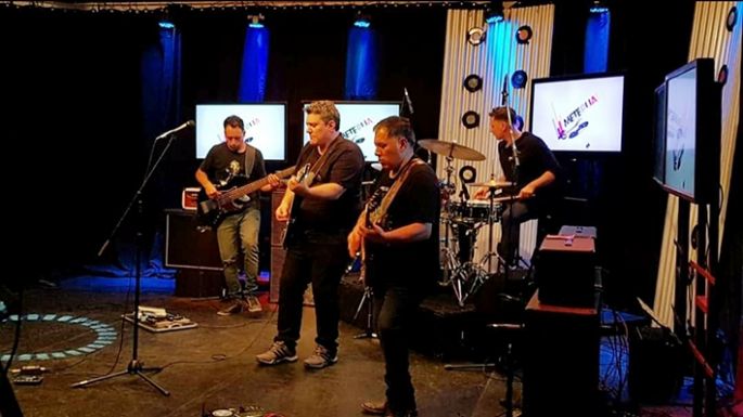 Debieras Pitar, hoy por streaming y la semana que viene en vivo