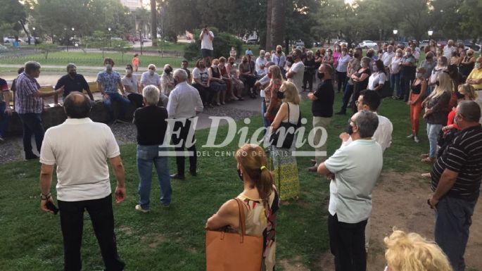 Internas UCR: Presentan la lista y equipos encabezada por Cecilia Fernández