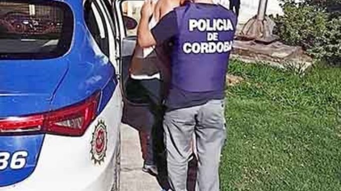 Tres detenidos por violencia y llevaron a Bouwer al abusador de Santa Eufemia