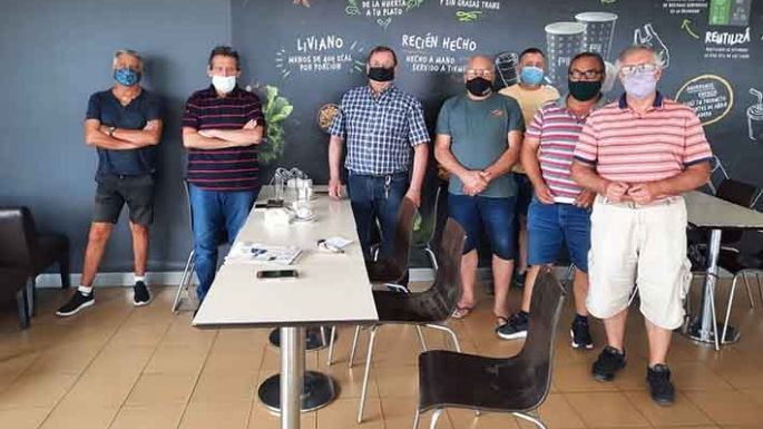 Taxistas enojados por “promesas incumplidas”