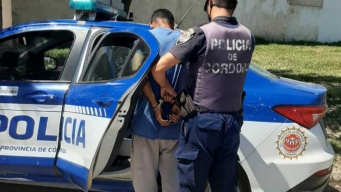 Detuvieron al conductor de una moto cuyo dominio era diferente al colocado