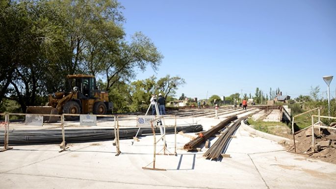 La empresa CIAR deja la obra del puente a la firma Vial RG