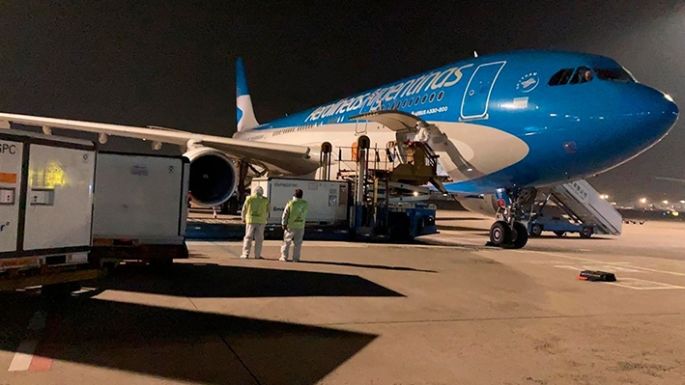 Llegaron las vacunas de Sinopharm a Ezeiza
