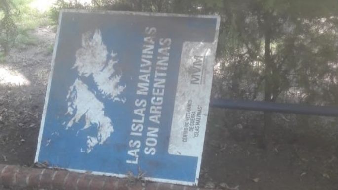 Reclaman el estado del cartel que homenajea a los excombatientes de Malvinas
