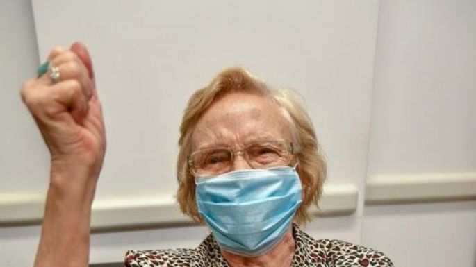 Una mujer de 90 años es la vacunada número 1 millón en Argentina