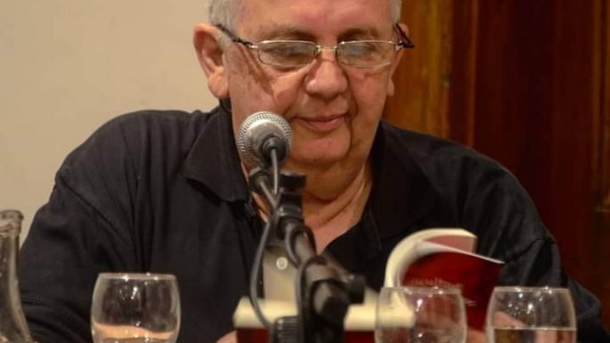 Falleció el gran poeta local Alejandro Schmidt