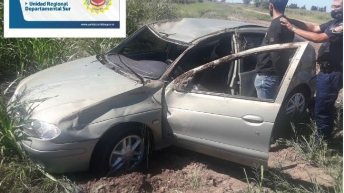 Robó un auto, lo abandonó, huyó y lo alcanzaron