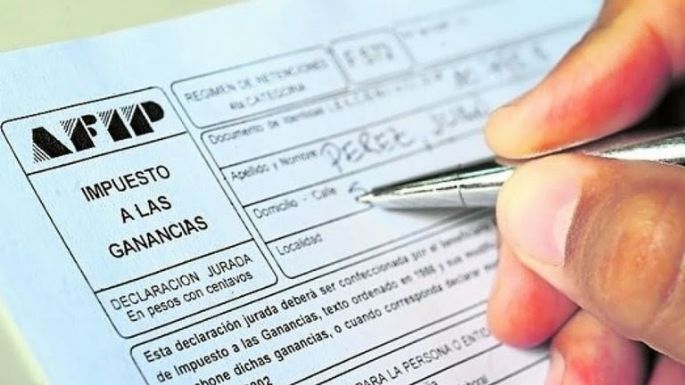 Ganancias: El oficialismo presentó un proyecto para se pague desde los 150 mil pesos