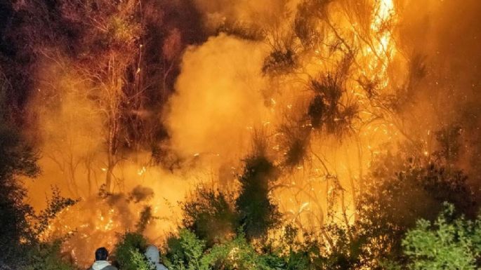 "El fuego en El Bolsón está contenido pero no controlado"