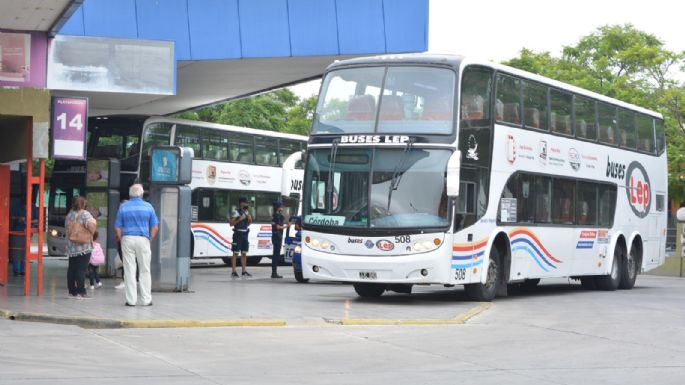 Suspenden el servicio de transporte sin cargo en Córdoba
