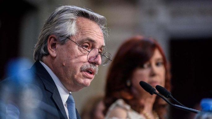 Fernández impulsará una querella por el endeudamiento y reformas en la Justicia