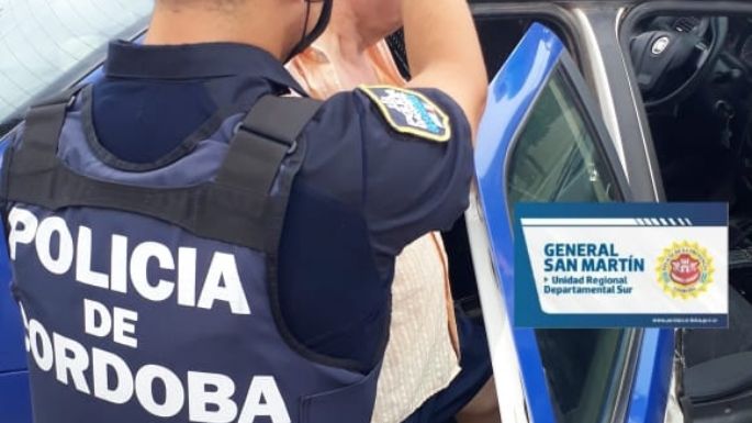Septuagenarios se negaron a abandonar una casa por una orden de restricción y agredieron a policías