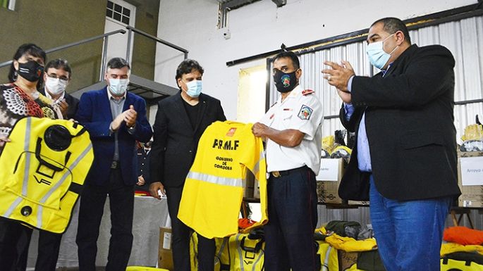 Los Bomberos celebraron sus primeros 20 años de historia