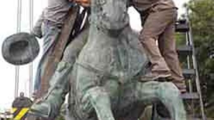 Instalaron el monumento de Bustos